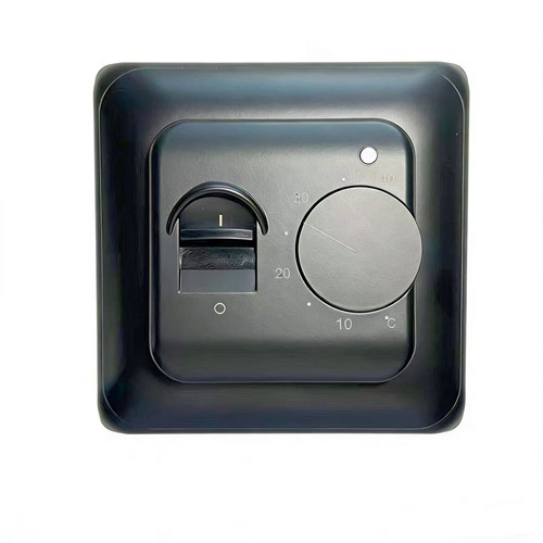 Why do many people still choose the classic RTC70.26 thermostat despite the popularity of smart temperature control?